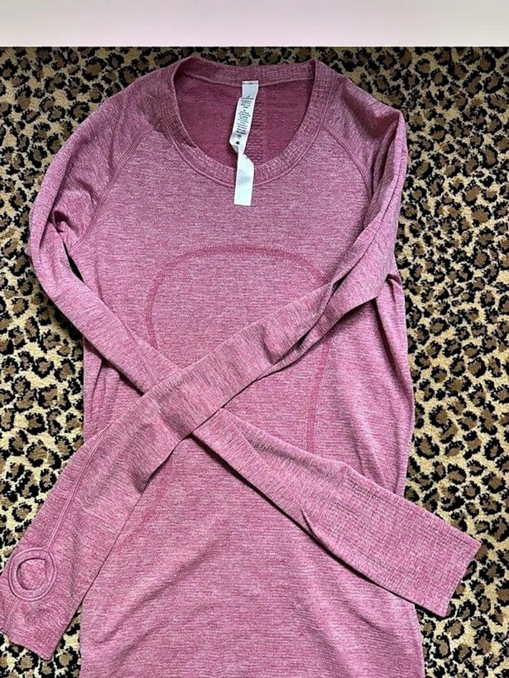 lululemon Swiftly Tech Long-Sleeve Shirt 2.0 Pink Glitter Size 4